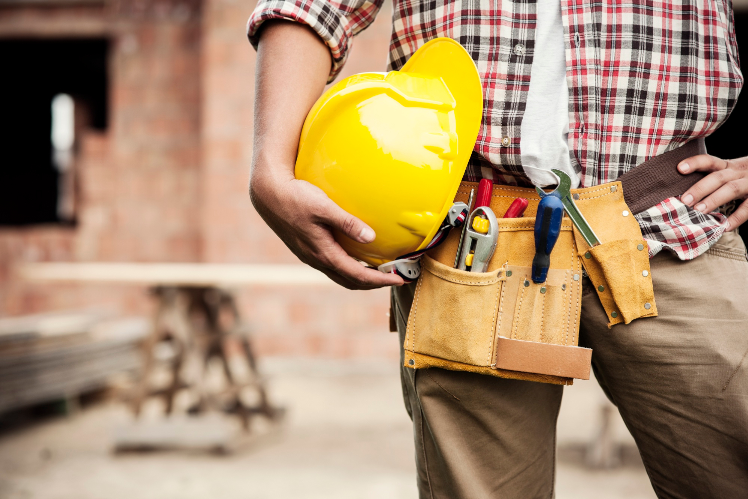 Jak zatrudnić dobrego kierownika budowy?
